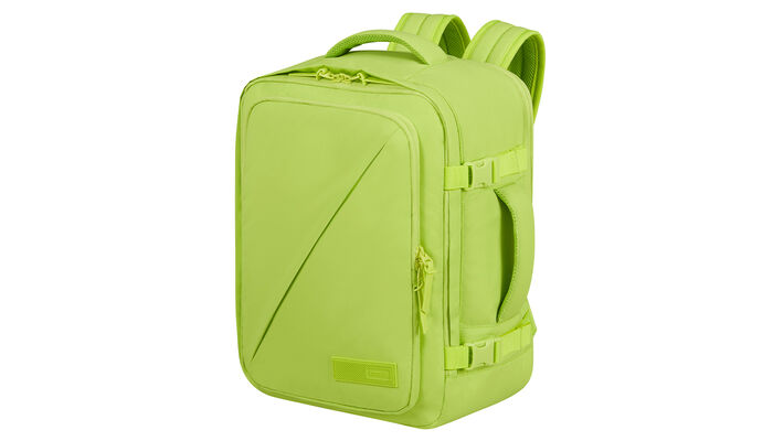 Splňuje podmínky bezplatného palubního zavazadla společností Ryanair a Wizz Air