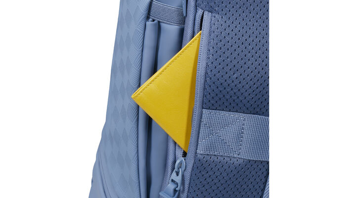 Tajná zadní přihrádka