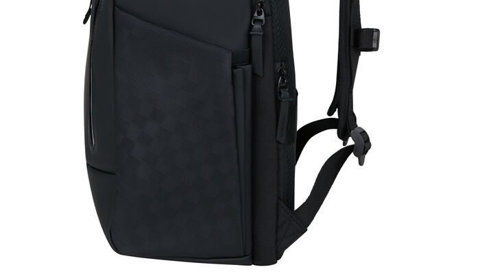 Tajná zadní přihrádka