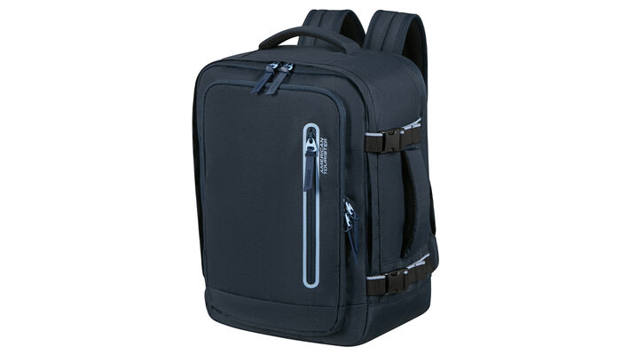 Splňuje podmínky bezplatného palubního zavazadla společností Ryanair a Wizz Air