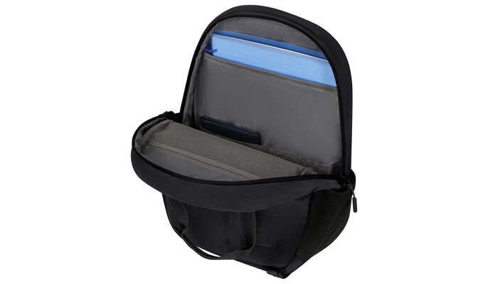 Vyhrazená přihrádka na notebook 15.6"