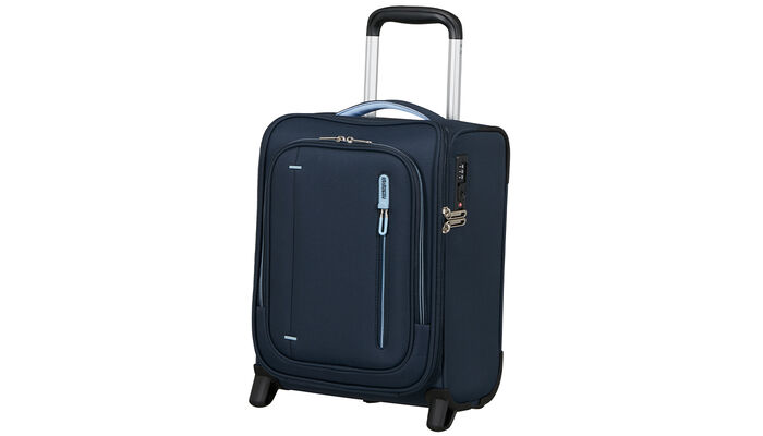 Splňuje podmínky bezplatného palubního zavazadla společností Ryanair, Vueling a Wizz Air