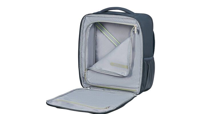 přihrádka na oblečení s křížovými popruhy