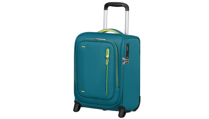 Splňuje podmínky bezplatného palubního zavazadla společností Ryanair, Vueling a Wizz Air