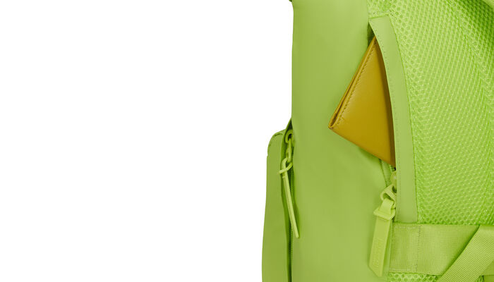 Tajná zadní přihrádka