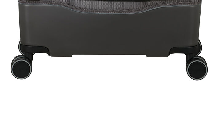 Tvrdá skořepinová základna