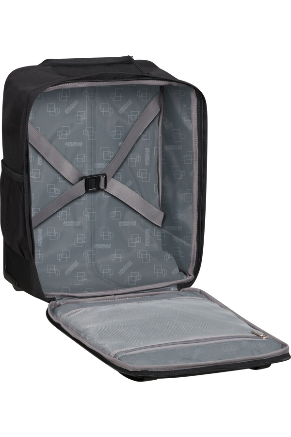 American Tourister Take2cabin Backpack with Wheels S/M  Černá American Tourister Take2cabin Backpack with Wheels S/M  Černá