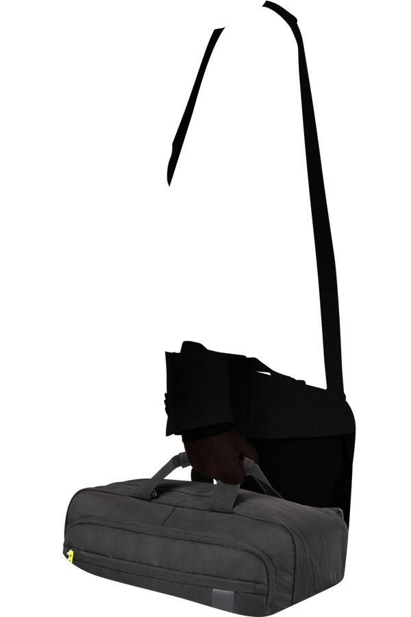 American Tourister Work-E 3-Way Boarding Bag  Černá American Tourister Work-E 3-Way Boarding Bag  Černá