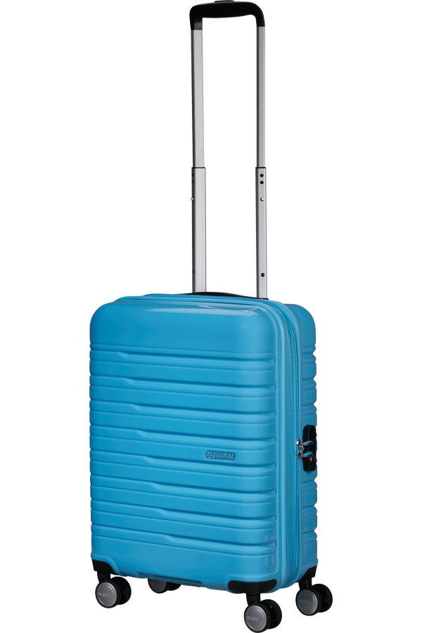 American Tourister Flashline Pop Spinner Exp TSA 55cm  Cloudy Blue American Tourister Flashline Pop Spinner Exp TSA 55cm  Cloudy Blue