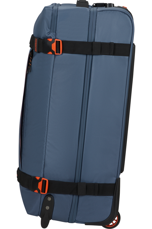 American Tourister Urban Track Duffle with Wheels Coated M  Navy/Orange American Tourister Urban Track Duffle with Wheels Coated M  Navy/Orange