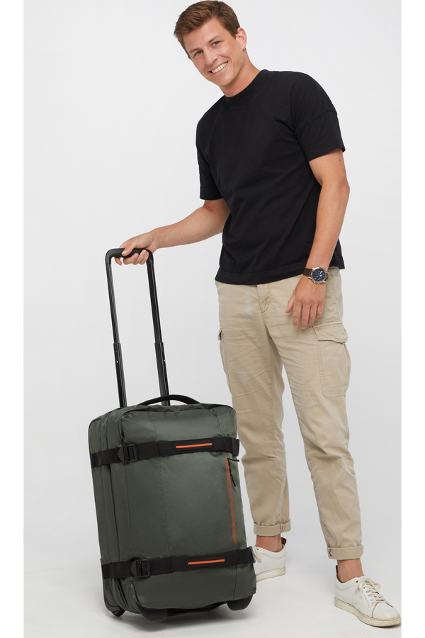 American Tourister Urban Track Duffle with Wheels S  Dark Khaki