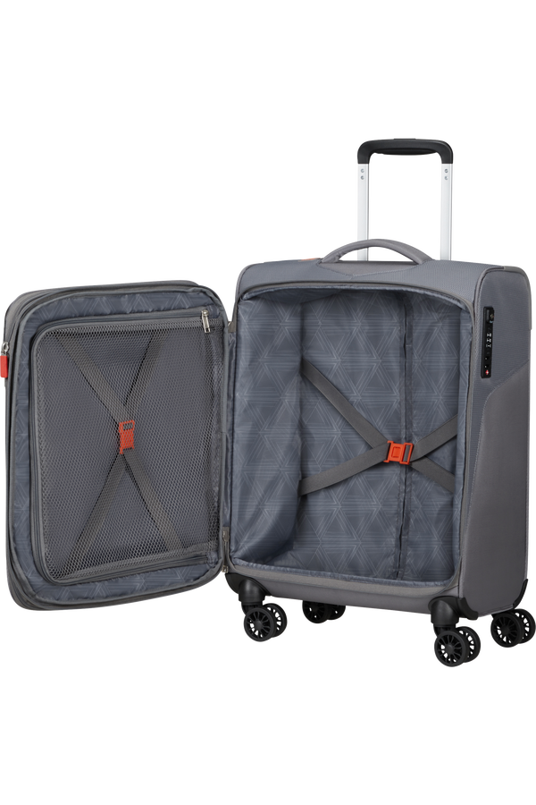 American Tourister Summerfunk Spinner Exp TSA 55cm  Titanium Grey American Tourister Summerfunk Spinner Exp TSA 55cm  Titanium Grey