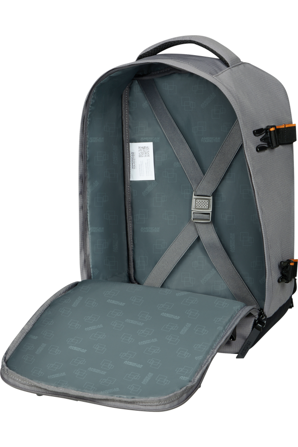 American Tourister Take2cabin Casual Backpack S  Tmavě šedá