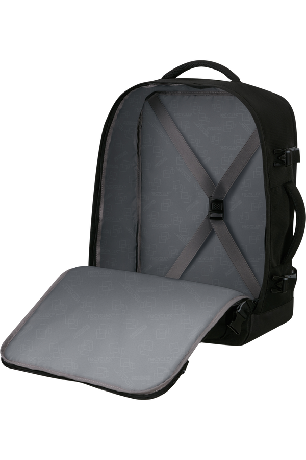 American Tourister Take2cabin Casual Backpack M  Černá