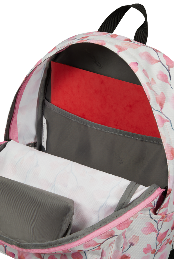 American Tourister Urban Groove Ug Lifestyle Bp 1  Blossom American Tourister Urban Groove Ug Lifestyle Bp 1  Blossom