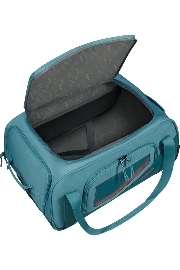 American Tourister City Racer Duffle with wheels S  Petrolejov&aacute;